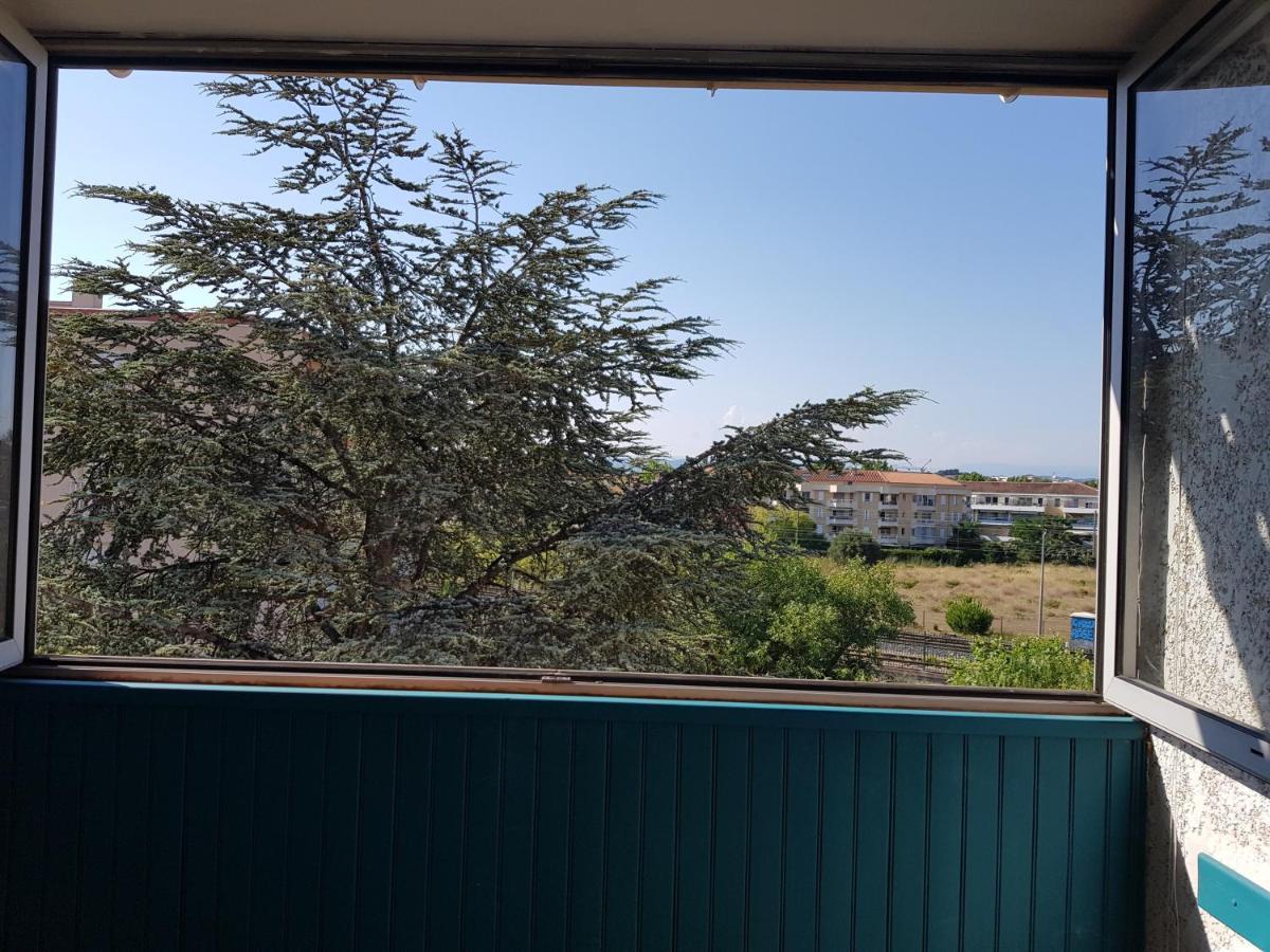 Appartement Avec Agreable Loggia Dans Residence Privee Fréjus 외부 사진